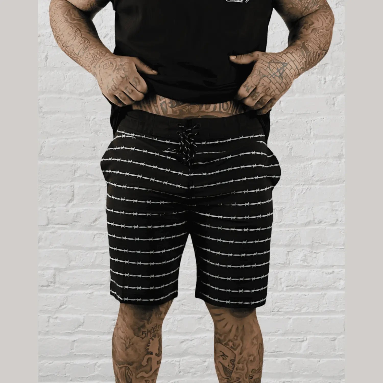 Black shorts with straight leg barb wire pattern, eco-friendly 4-way stretch casual wear