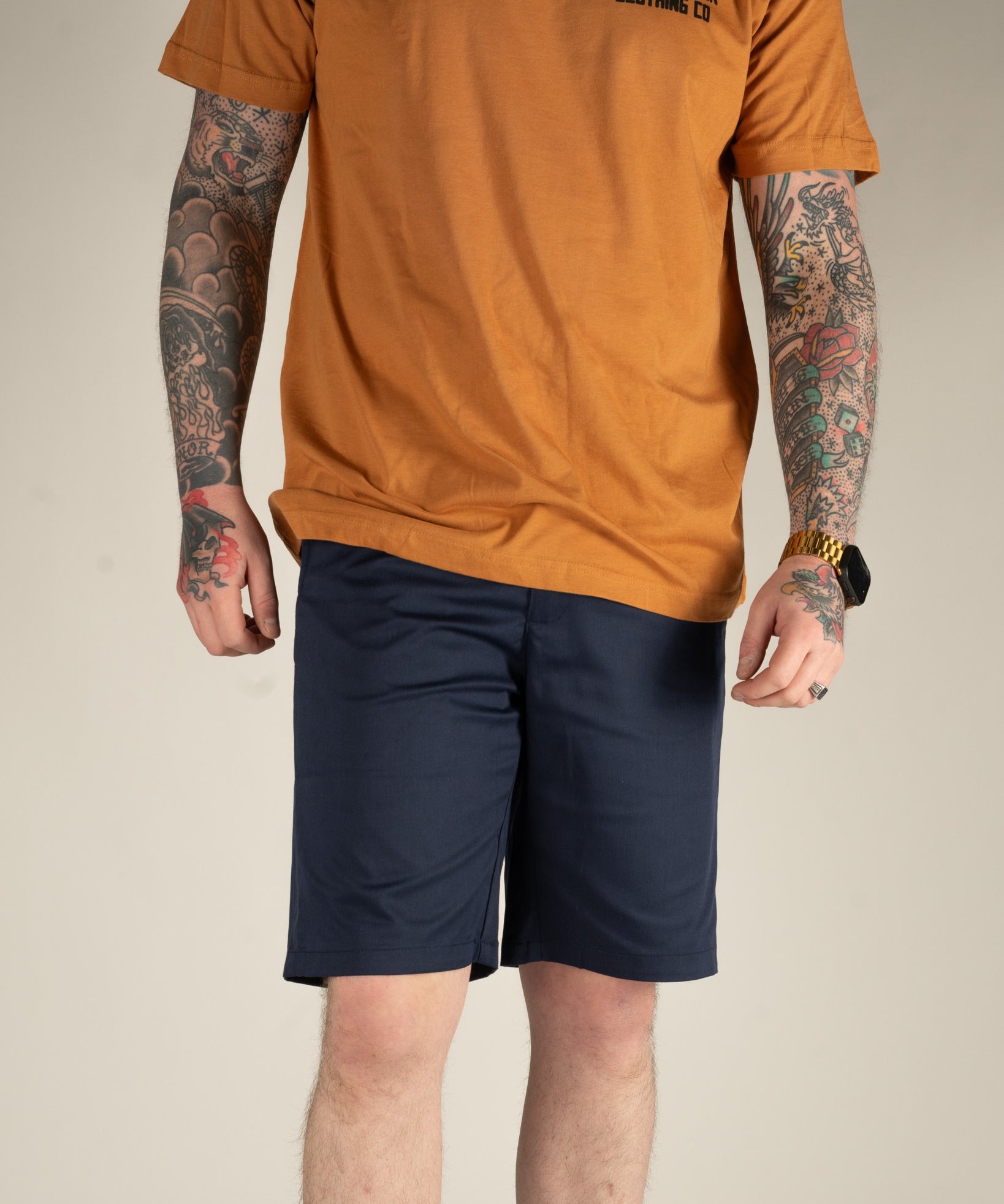 NavyChinoshorts-6_774a604a-e131-4ddc-a4f8-1d01c537aa26.jpg