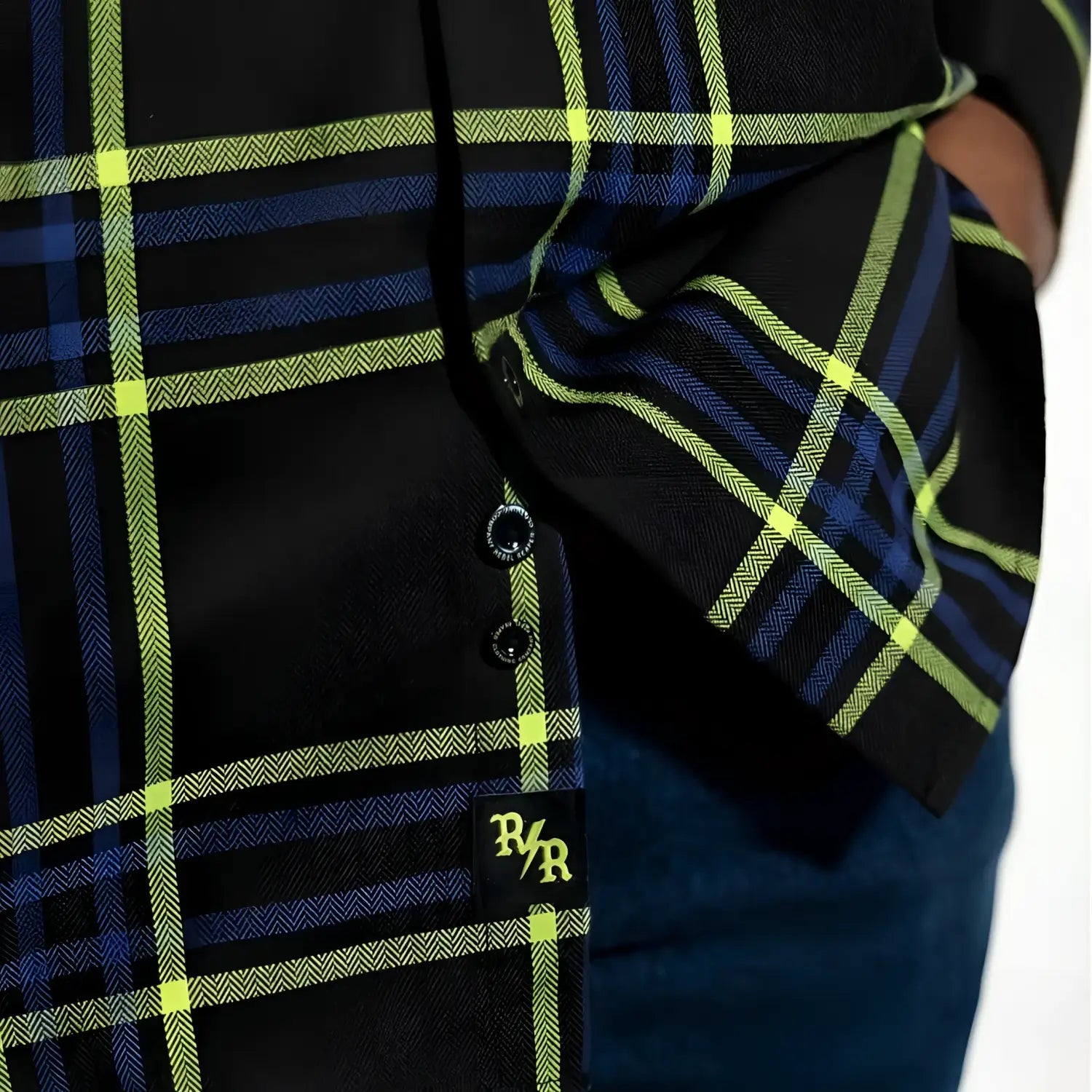 Black plaid Burton men’s flannel shirt with hidden collar buttons and chest pocket slits