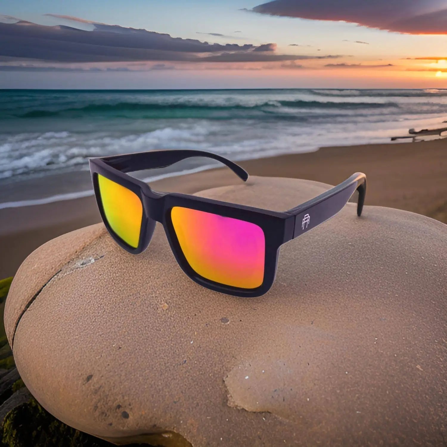 Dillinger Squared UV400 sunglasses with black frames, colorful mirrored lenses, and interchangeable arms
