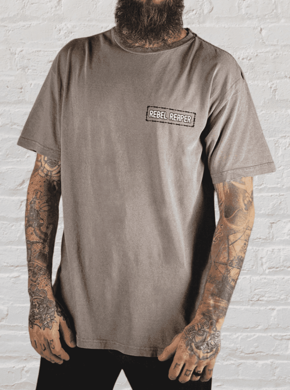 Eagle Badge Tee | Gray Vintage