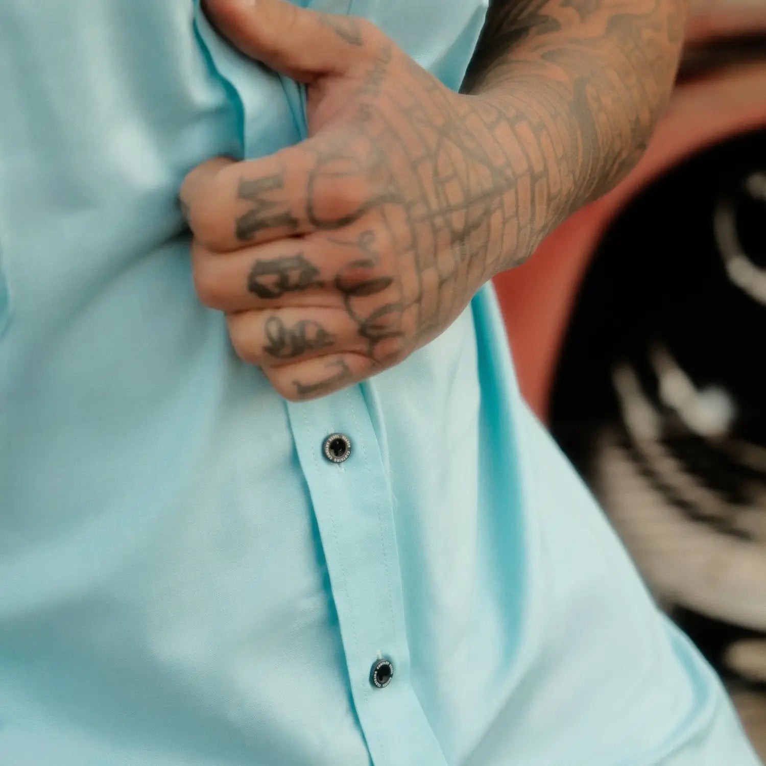 Light blue bamboo short sleeve button-up shirt with hidden collar buttons and wrinkle-resistant fabric